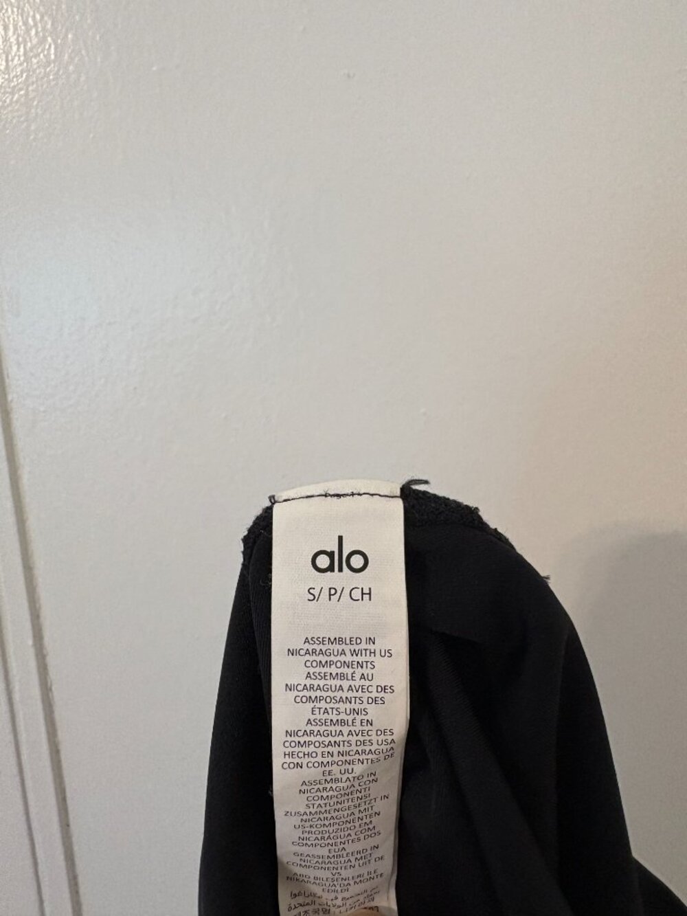Alo 3" High-Waist Airlift Short Black - Picture 4 of 4